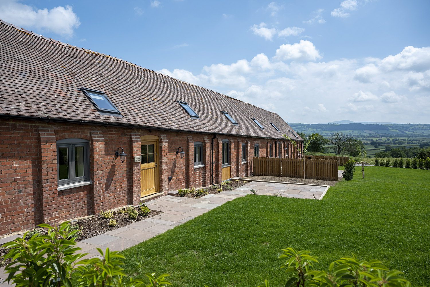 My Residence Case Study - R9 in Corse Lawn on Grained White
